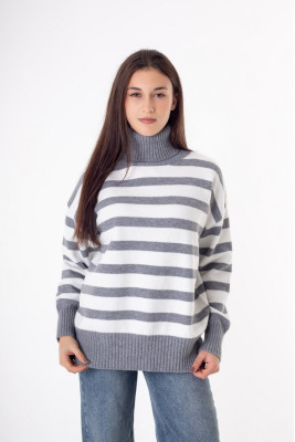 Светр жіночий